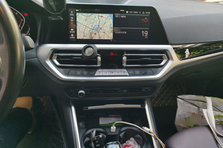 Used BMW 3 Series 2020 320Li M Sport Package Audio And AC Panel