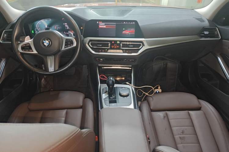 Used BMW 3 Series 2020 Facelifted 325Li M Sport Night Edition Package Center Console