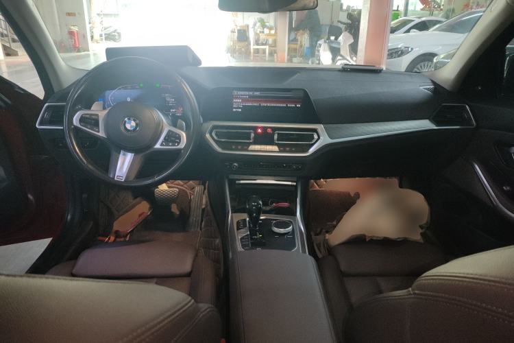 Used BMW 3 Series 2020 Facelifted 325Li M Sport Night Edition Package Center Console