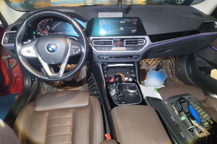Used BMW 3 Series 2020 325Li First Edition Center Console