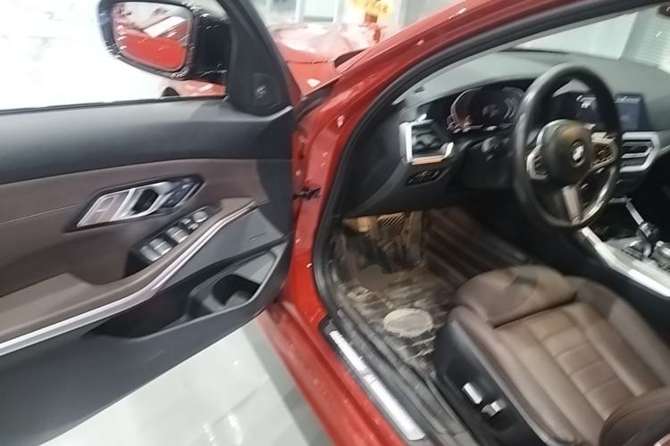 Used BMW 3 Series 2020 Restyled 325i M Sport Night Edition Package Driver Seat