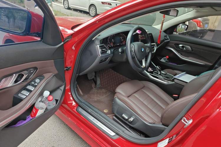 Used BMW 3 Series 2020 325Li First Edition Driver Seat