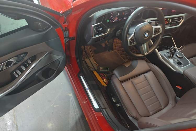 Used BMW 3 Series 2020 Facelifted 325Li M Sport Night Edition Package Driver Seat