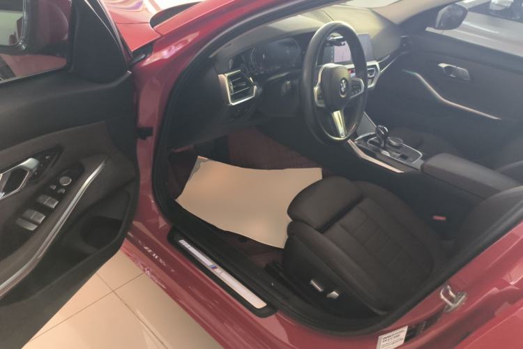 Used BMW 3 Series 2020 Restyled 325Li M Sport Package Driver Seat