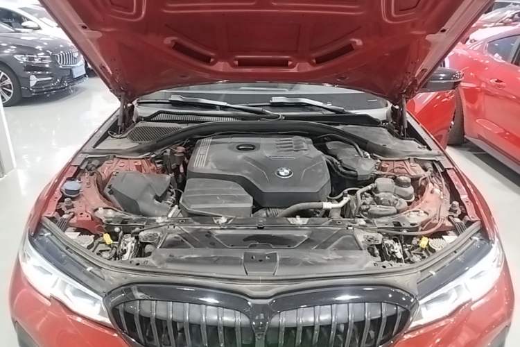 Used BMW 3 Series 2020 Restyled 325i M Sport Night Edition Package Engine Bay