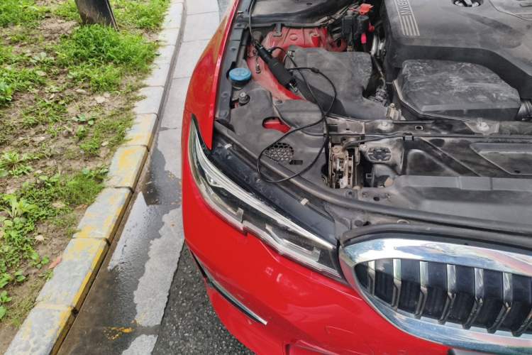 Used BMW 3 Series 2020 325Li First Edition Engine Bay Right