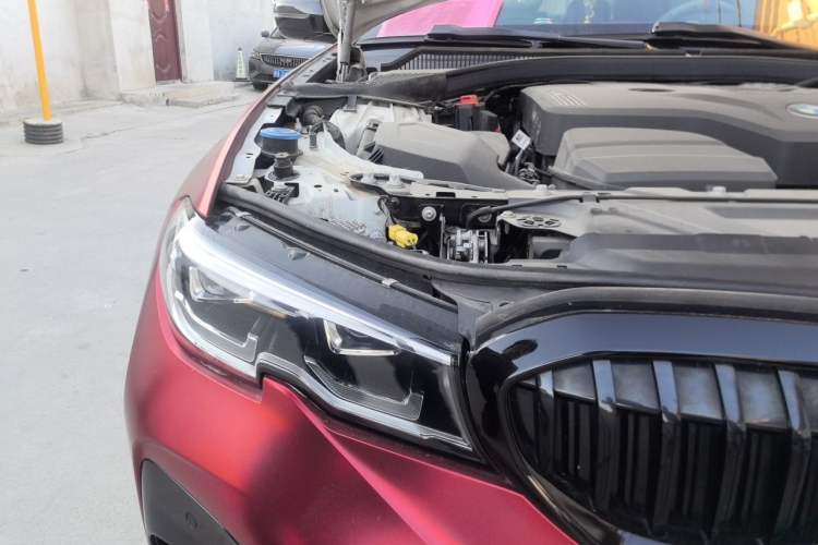 Used BMW 3 Series 2020 320Li M Sport Package Engine Bay Right