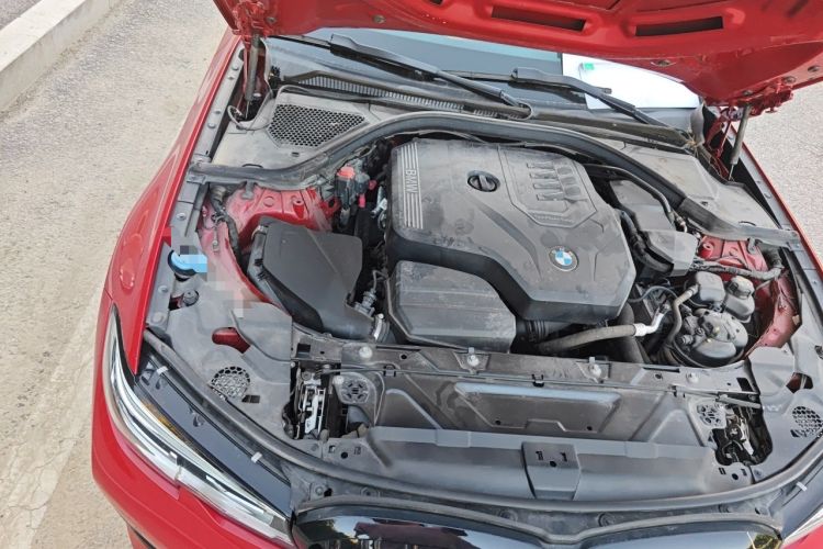 Used BMW 3 Series 2020 320i Sport Package Engine Bay Right