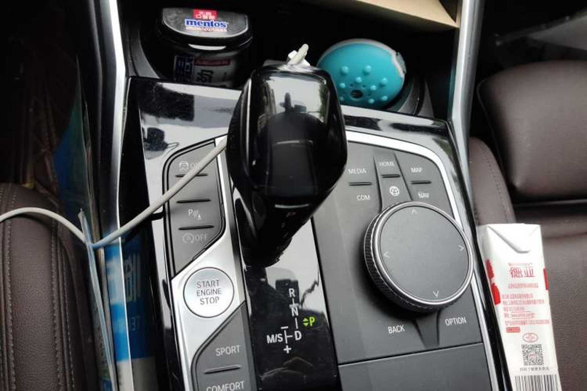 Used BMW 3 Series 2020 325Li First Edition Gear Lever
