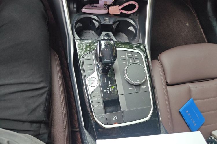Used BMW 3 Series 2020 325Li First Edition Gear Lever