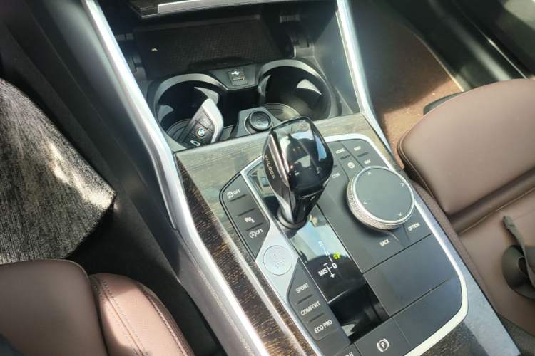 Used BMW 3 Series 2020 Restyled 325Li M Sport Package Gear Lever
