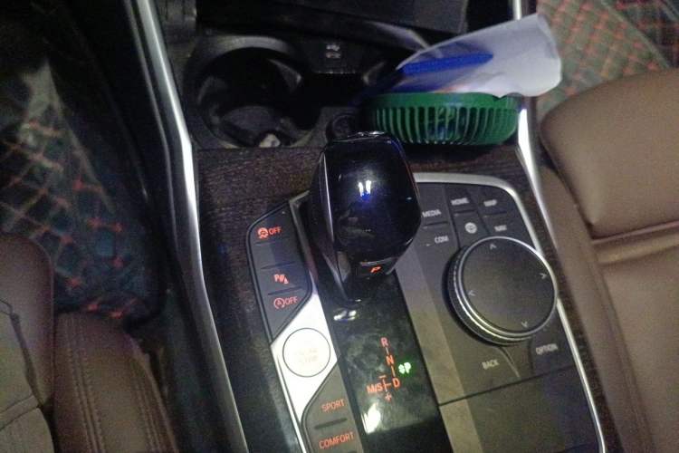 Used BMW 3 Series 2020 325Li M Sport Package Gear Lever