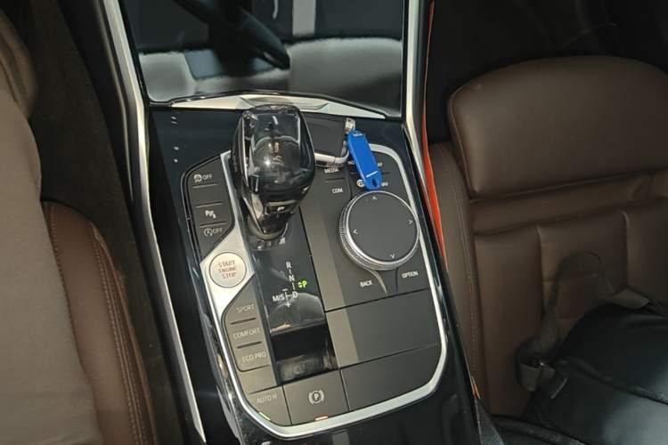 Used BMW 3 Series 2020 325Li First Edition Gear Lever