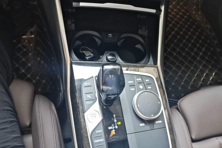Used BMW 3 Series 2020 Restyled 325Li M Sport Package Gear Lever