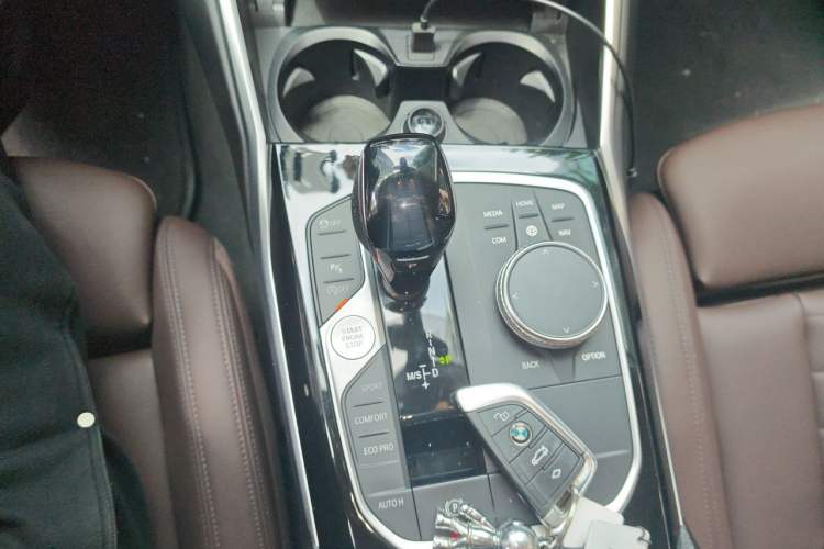 Used BMW 3 Series 2020 325Li First Edition Gear Lever