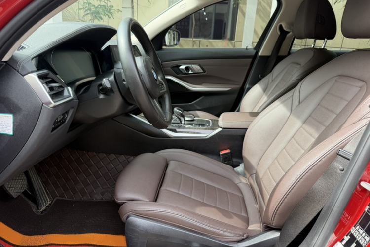 Used BMW 3 Series 2020 Restyled 325Li M Sport Package Interior 2