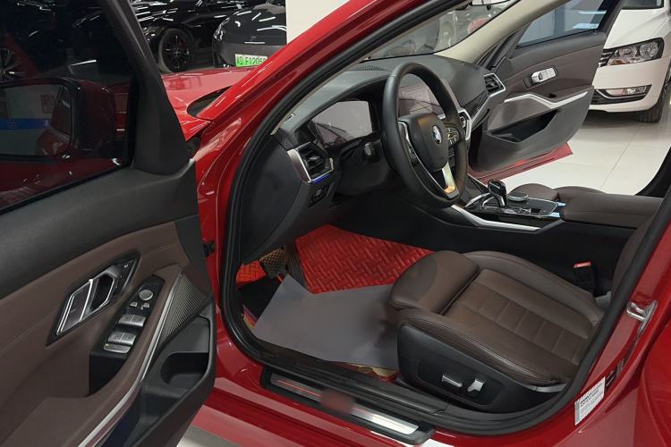 Used BMW 3 Series 2020 325Li First Edition Interior 2