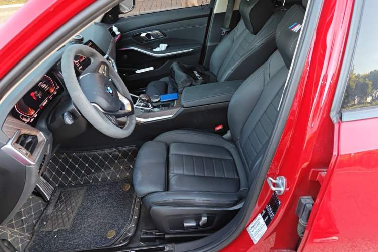 Used BMW 3 Series 2020 320i Sport Package Left Front Seat