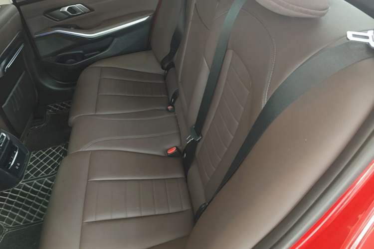 Used BMW 3 Series 2020 Restyled 325Li M Sport Package Left Rear Seat