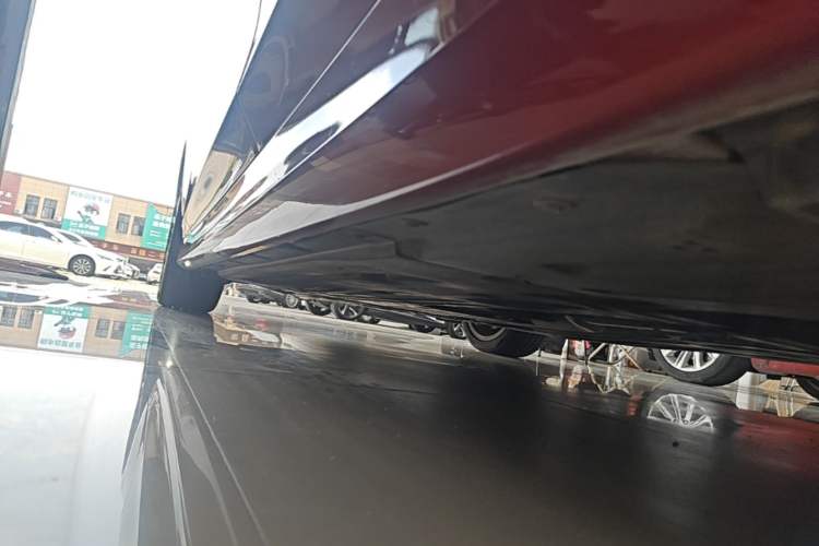 Used BMW 3 Series 2020 325Li First Edition Left Side Sill