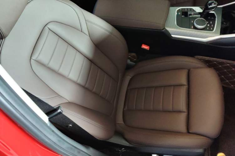Used BMW 3 Series 2020 Facelifted 325Li M Sport Night Edition Package Right Front Seat