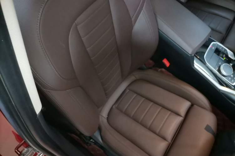 Used BMW 3 Series 2020 320Li M Sport Package Right Front Seat