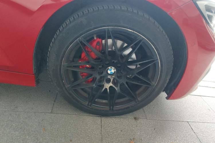 Used BMW 3 Series 2020 325Li M Sport Night Edition Package Right Front Wheel Hub