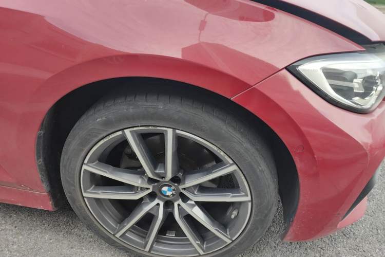 Used BMW 3 Series 2020 325Li M Sport Package Right Front Wheel Hub