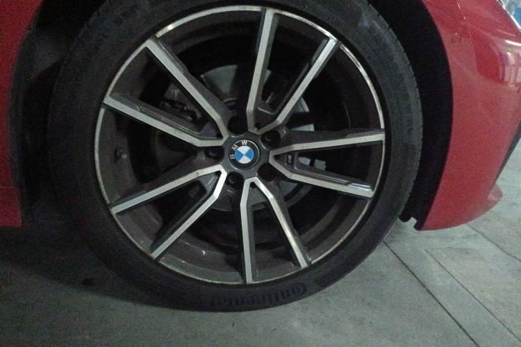Used BMW 3 Series 2020 325Li M Sport Package Right Front Wheel Hub