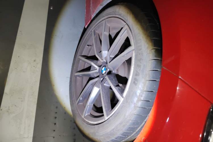 Used BMW 3 Series 2020 320Li M Sport Package Right Front Wheel Hub