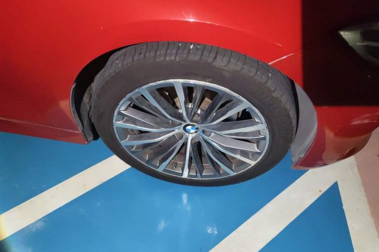 Used BMW 3 Series 2020 325Li First Edition Right Front Wheel Hub