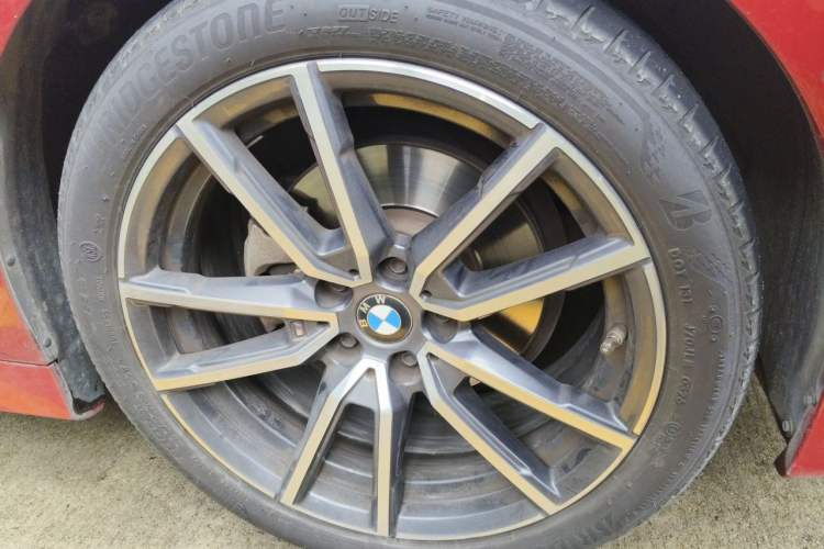 Used BMW 3 Series 2020 320Li M Sport Package Right Front Wheel Hub