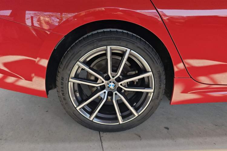 Used BMW 3 Series 2020 Restyled 325Li M Sport Package Right Rear Wheel Hub