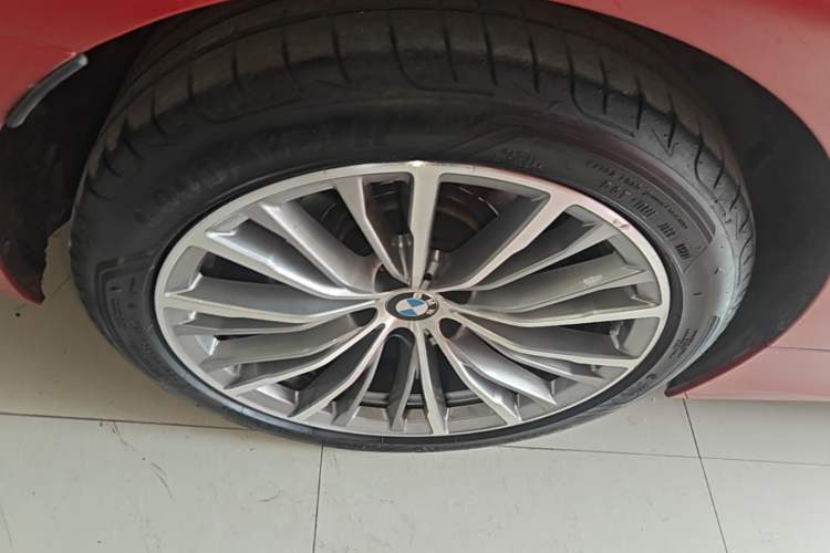 Used BMW 3 Series 2020 325Li First Edition Right Rear Wheel Hub