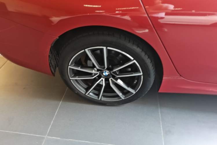 Used BMW 3 Series 2020 Restyled 325Li M Sport Package Right Rear Wheel Hub