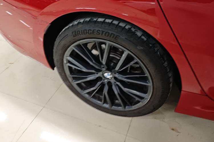Used BMW 3 Series 2020 325Li M Sport Night Edition Package Right Rear Wheel Hub