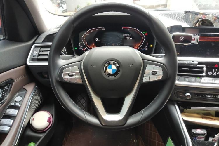 Used BMW 3 Series 2020 325Li First Edition Steering Wheel