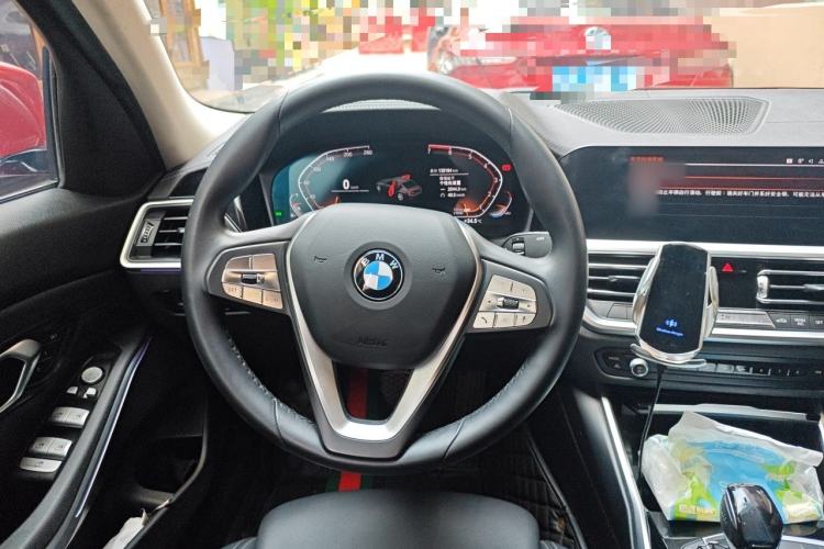 Used BMW 3 Series 2020 325Li First Edition Steering Wheel
