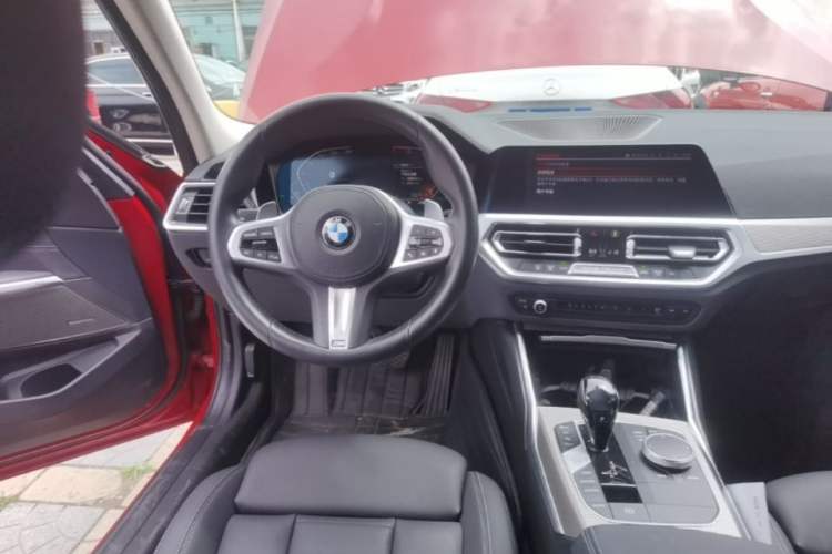 Used BMW 3 Series 2020 Facelifted 325Li M Sport Night Edition Package Steering Wheel