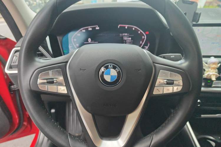 Used BMW 3 Series 2020 325Li First Edition Steering Wheel