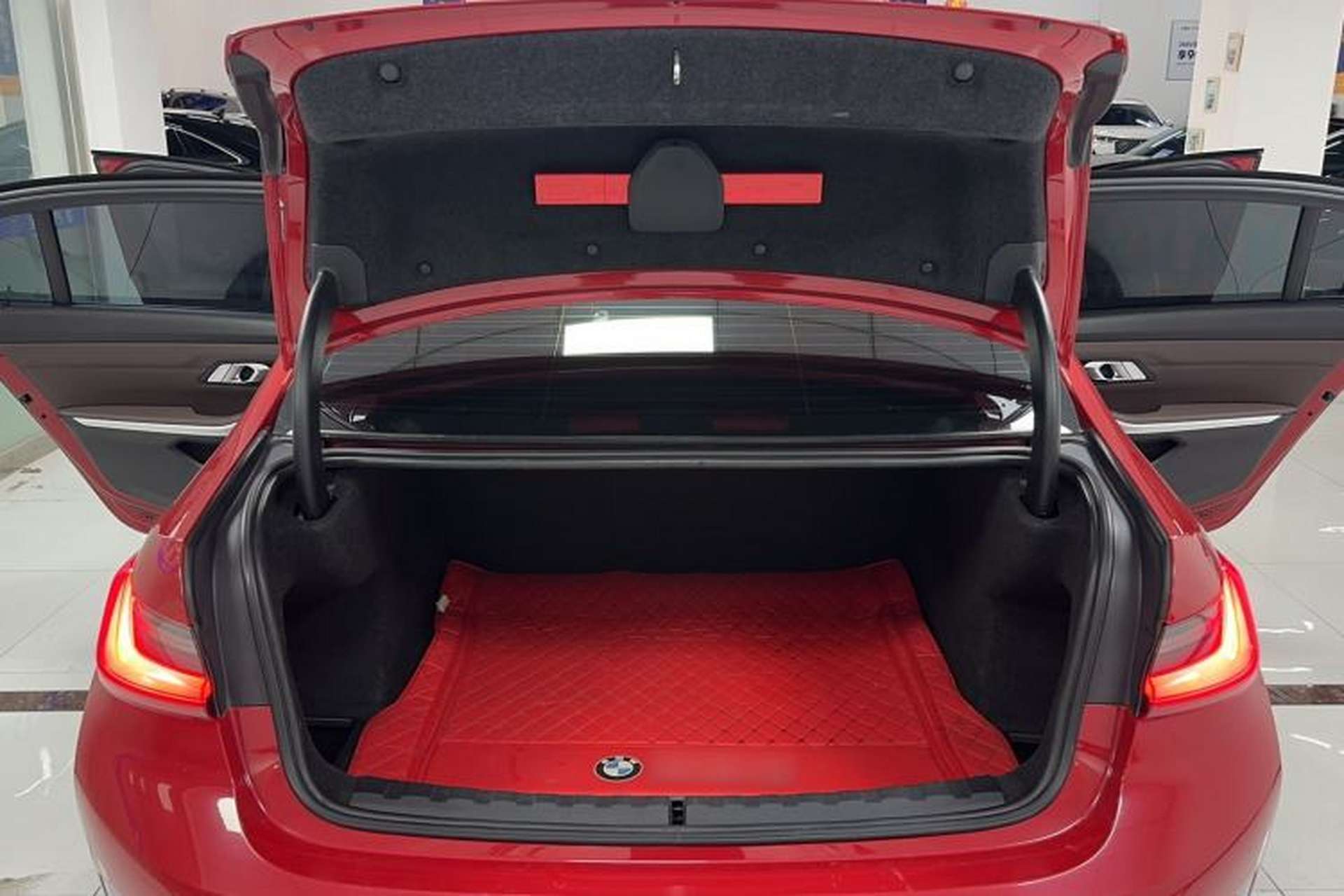 Used BMW 3 Series 2020 325Li First Edition Trunk