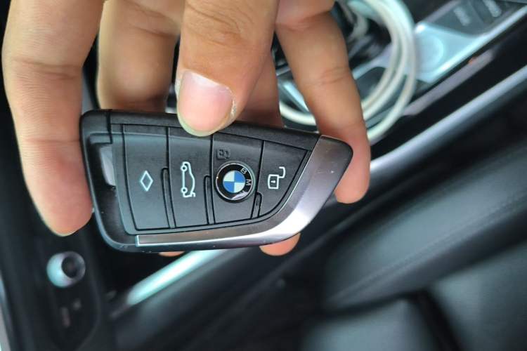 Used BMW 3 Series 2020 320i Sport Package Vehicle Key
