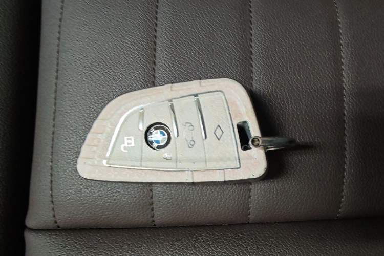 Used BMW 3 Series 2020 Restyled 325Li M Sport Package Vehicle Key