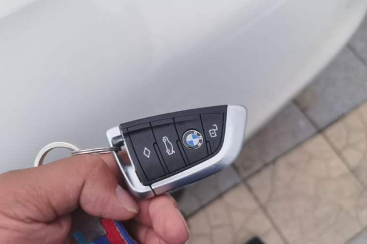 Used BMW 3 Series 2020 Facelifted 325Li M Sport Night Edition Package Vehicle Key