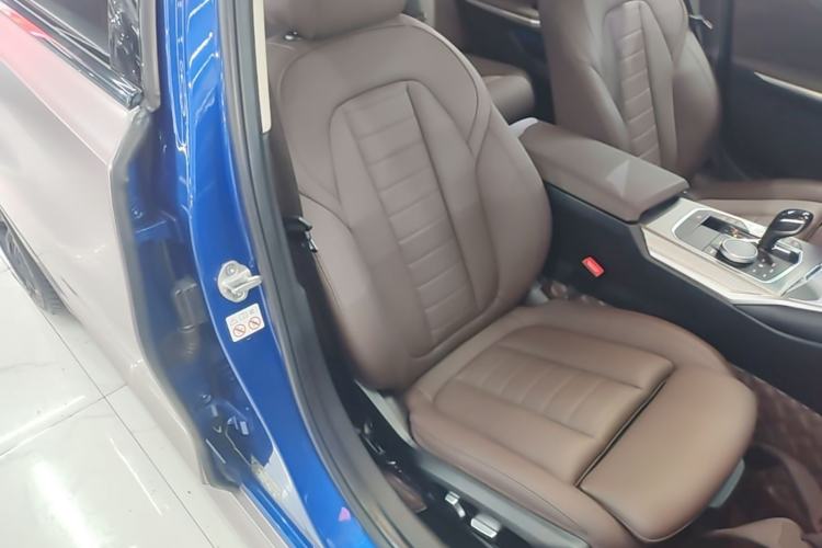 Used BMW 3 Series 2020 Facelifted 325Li M Sport Night Edition Package Right Front Seat