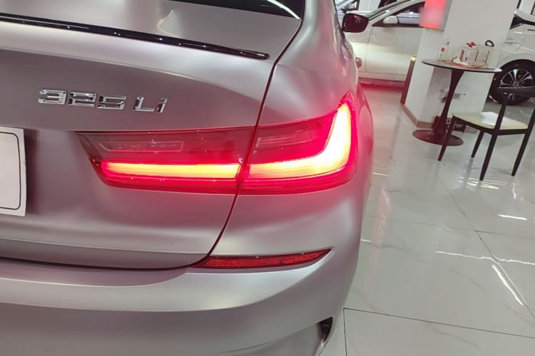 Used BMW 3 Series 2020 Facelifted 325Li M Sport Night Edition Package Right Rear Taillight