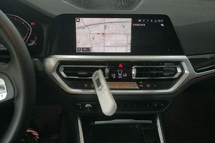 Used BMW 3 Series 2020 325Li First Edition Audio And AC Panel