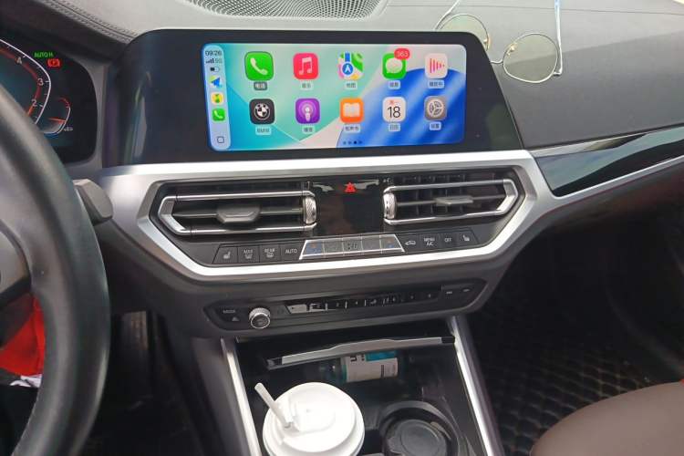 Used BMW 3 Series 2020 325Li First Edition Audio And AC Panel