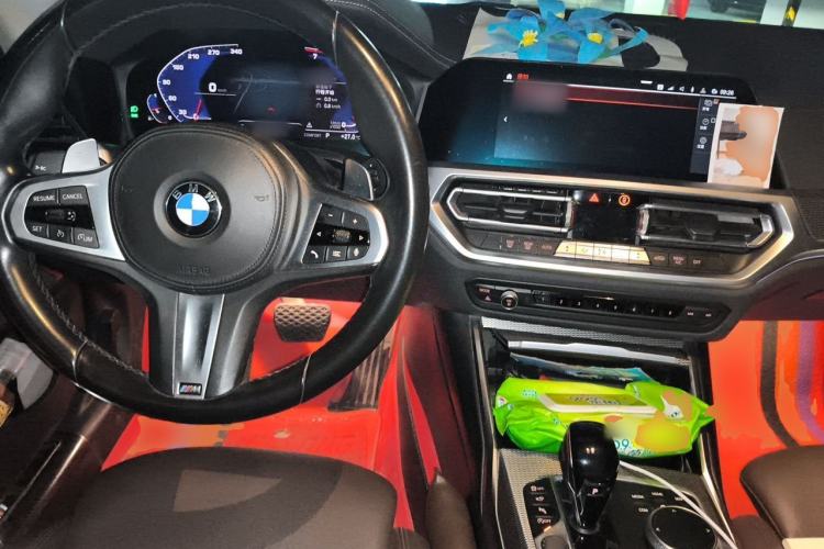 Used BMW 3 Series 2020 Facelifted 325Li M Sport Night Edition Package Center Console