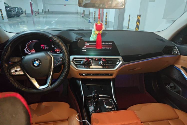 Used BMW 3 Series 2020 325Li First Edition Center Console